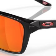 Oakley Sylas 9448-05 (Provalo anche su specchio virtuale)